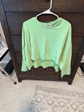 BUCKETLIST Light Green Cropped Sweatshirt